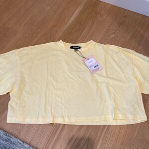 NWT Missguided yellow boxy oversized crop tee